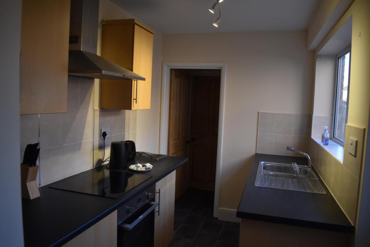 Seventy Seven Apartment Gainsborough Bagian luar foto